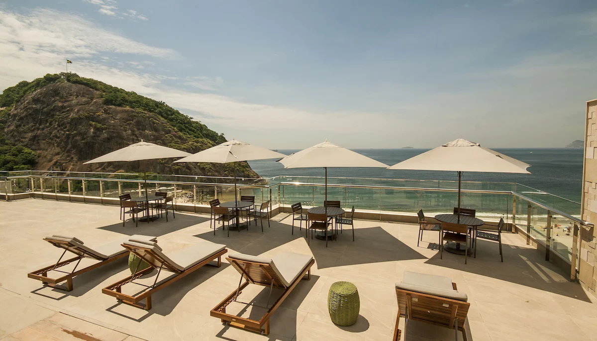 Secret Refuge in Leme - Gin & Infinite View at Arena Leme